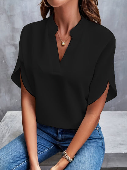 RELAXED V-NECK BLOUSE – CASUAL ELEGANCE WITH A COMFORTABLE FIT!